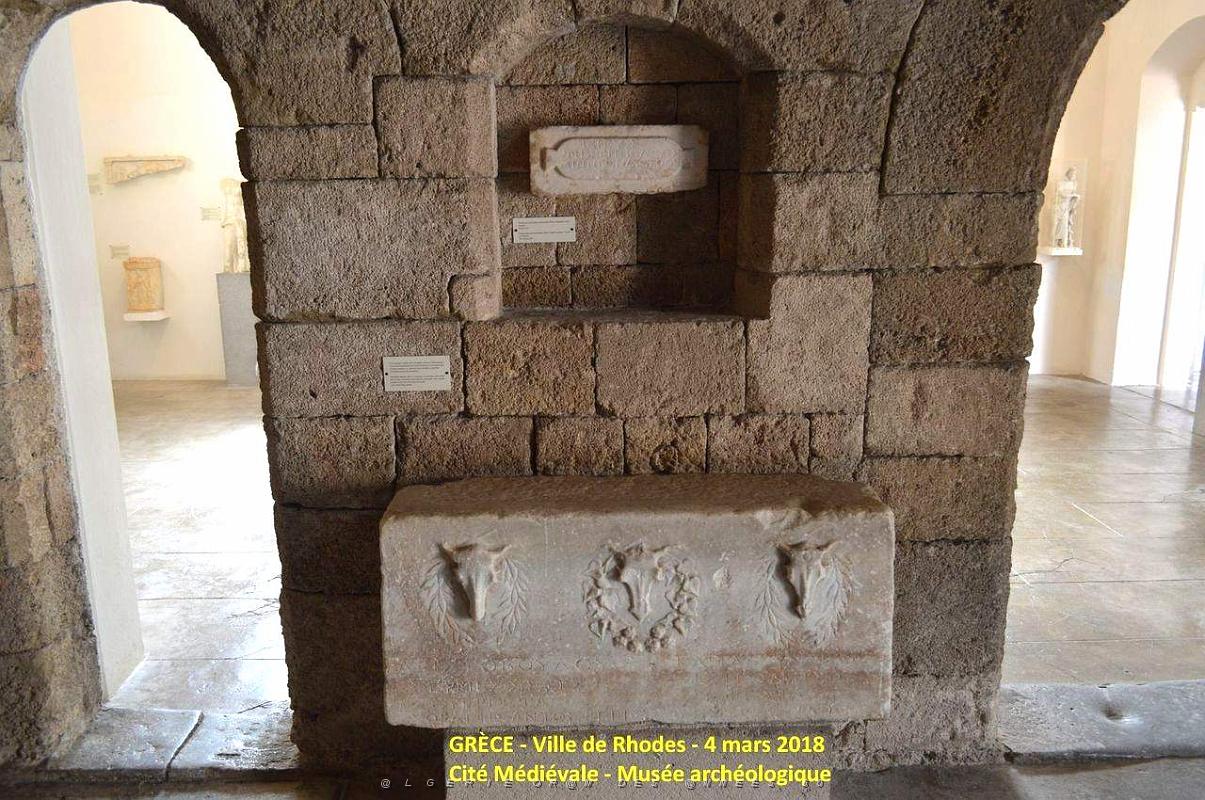 072- Musee archeologique Rhodes.JPG